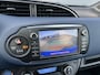 Toyota Yaris 1.5 Hybrid 100pk 5-drs CVT Bi-Tone