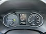 Toyota Yaris 1.5 Hybrid 100pk 5-drs CVT Bi-Tone