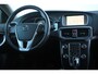 Volvo V40 T2 Automaat Polar+ | Verwarmbare voorstoelen | Cruise Control | 2-Zone Climate Control | LED Koplampen | Park Assist achter | Full map navigatie | High performance Audio.