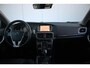 Volvo V40 T2 Automaat Polar+ | Verwarmbare voorstoelen | Cruise Control | 2-Zone Climate Control | LED Koplampen | Park Assist achter | Full map navigatie | High performance Audio.