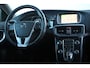 Volvo V40 T2 Automaat Polar+ | Verwarmbare voorstoelen | Cruise Control | 2-Zone Climate Control | LED Koplampen | Park Assist achter | Full map navigatie | High performance Audio.
