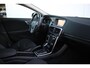 Volvo V40 T2 Automaat Polar+ | Verwarmbare voorstoelen | Cruise Control | 2-Zone Climate Control | LED Koplampen | Park Assist achter | Full map navigatie | High performance Audio.