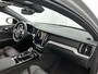 Volvo V60 T6 Recharge AWD Plus Dark - IntelliSafe Assist & Surround - 360º Camera - Harman/Kardon audio - Verwarmde voorstoelen, stuur & achterbank - Parkeersensoren voor & achter - Elektr. bedienb. voorstoelen met geheugen - Elektr. inklapbare trekhaak - 18' LMV