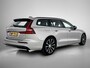 Volvo V60 T6 Recharge AWD Plus Dark - IntelliSafe Assist & Surround - 360º Camera - Harman/Kardon audio - Verwarmde voorstoelen, stuur & achterbank - Parkeersensoren voor & achter - Elektr. bedienb. voorstoelen met geheugen - Elektr. inklapbare trekhaak - 18' LMV