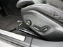 Volvo V60 T6 Recharge AWD Plus Dark - IntelliSafe Assist & Surround - 360º Camera - Harman/Kardon audio - Verwarmde voorstoelen, stuur & achterbank - Parkeersensoren voor & achter - Elektr. bedienb. voorstoelen met geheugen - Elektr. inklapbare trekhaak - 18' LMV