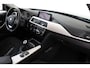 BMW 3-Serie Touring 318i -PDC|NAVI|ECC|SPORTSTUUR|ALARM|TREKHAAK|DEALEROH.