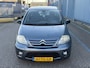 Citroën C3 1.4i Ambiance Auto loopt warm!!, Inruilauto’s tegen vaste prijzen. Voor meer info: 0638140850 Bij de verkoop van gebruikte voertuigen door CD-Cars wordt geen standaard garantie verstrekt. De koper aanvaardt het voertuig in de staat waarin het zich bevindt op het moment van aankoop