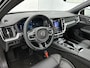 Volvo V60 T6 Recharge AWD Plus Dark - Panorama/schuifdak - IntelliSafe Assist & Surround - 360º Camera - Harman/Kardon audio - Verwarmde voorstoelen, stuur & achterbank - Parkeersensoren voor & achter - Elektr. bedienb. voorstoelen met geheugen - Elektr. inklapbare trekhaak - 18' LMV
