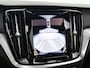 Volvo V60 T6 Recharge AWD Plus Dark - Panorama/schuifdak - IntelliSafe Assist & Surround - 360º Camera - Harman/Kardon audio - Verwarmde voorstoelen, stuur & achterbank - Parkeersensoren voor & achter - Elektr. bedienb. voorstoelen met geheugen - Elektr. inklapbare trekhaak - 18' LMV