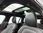 Volvo V60 T6 Recharge AWD Plus Dark - Panorama/schuifdak - IntelliSafe Assist & Surround - 360º Camera - Harman/Kardon audio - Verwarmde voorstoelen, stuur & achterbank - Parkeersensoren voor & achter - Elektr. bedienb. voorstoelen met geheugen - Elektr. inklapbare trekhaak - 18' LMV