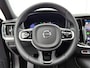 Volvo V60 T6 Recharge AWD Plus Dark - Panorama/schuifdak - IntelliSafe Assist & Surround - 360º Camera - Harman/Kardon audio - Verwarmde voorstoelen, stuur & achterbank - Parkeersensoren voor & achter - Elektr. bedienb. voorstoelen met geheugen - Elektr. inklapbare trekhaak - 18' LMV
