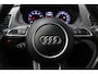 Audi Q3 2.0 TFSI quattro S Line / Panoramadak / Elektr. verstelbare voorstoelen / Achteruitrijcamera / Stoelverwarming / Elektr. wegklapbare trekhaak / Full LED / Audi Sound System / Navigatie / Cruise Control / 19'' LMV / Lichtpakket / Dodehoek detectie / Audi Exclusive Interieur