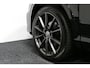 Audi Q3 2.0 TFSI quattro S Line / Panoramadak / Elektr. verstelbare voorstoelen / Achteruitrijcamera / Stoelverwarming / Elektr. wegklapbare trekhaak / Full LED / Audi Sound System / Navigatie / Cruise Control / 19'' LMV / Lichtpakket / Dodehoek detectie / Audi Exclusive Interieur