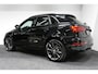 Audi Q3 2.0 TFSI quattro S Line / Panoramadak / Elektr. verstelbare voorstoelen / Achteruitrijcamera / Stoelverwarming / Elektr. wegklapbare trekhaak / Full LED / Audi Sound System / Navigatie / Cruise Control / 19'' LMV / Lichtpakket / Dodehoek detectie / Audi Exclusive Interieur