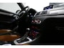 Audi Q3 2.0 TFSI quattro S Line / Panoramadak / Elektr. verstelbare voorstoelen / Achteruitrijcamera / Stoelverwarming / Elektr. wegklapbare trekhaak / Full LED / Audi Sound System / Navigatie / Cruise Control / 19'' LMV / Lichtpakket / Dodehoek detectie / Audi Exclusive Interieur