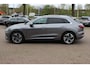Audi E-tron 50 quattro Business edition Plus 71 kWh / SoH 92,9% / Panoramadak / Camera / Luchtvering / Intr.voorverwarming / Leder&Alcantara / 20'' / Navigatie / DAB / Stoelverwarming / ACC