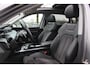 Audi E-tron 50 quattro Business edition Plus 71 kWh / SoH 92,9% / Panoramadak / Camera / Luchtvering / Intr.voorverwarming / Leder&Alcantara / 20'' / Navigatie / DAB / Stoelverwarming / ACC