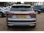Audi E-tron 50 quattro Business edition Plus 71 kWh / SoH 92,9% / Panoramadak / Camera / Luchtvering / Intr.voorverwarming / Leder&Alcantara / 20'' / Navigatie / DAB / Stoelverwarming / ACC