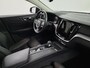 Volvo V60 2.0 B3 Momentum Business | Stoel en stuurverwarming | Camera | Parkeersensoren V+A | Apple carplay/Android auto | Adaptief | Pilot Assist | Extra getint glas | Leder |
