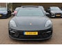 Porsche Panamera Sport Turismo 2.9 4 E-Hybrid Platinum Edition / Panoramadak / 360Camera / Sportdesign+Chrono / Luxe Leder / Luchtvering / Keyless / Bose / 21'' / Stoelverwarming4x / Dodehoek / DAB / Cruise Control Adaptief