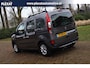 Renault Kangoo Family 1.2 TCe Aut. | 5-Persoons | Uniek | 36.000KM | Historie | Navigatie | Trekhaak | Parkeersensoren | NAP |