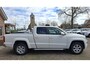 Volkswagen Amarok 2.0 TDI 4Motion Dubbel Cabine 5 pers Highline. Zeer netjes & unieke KM-stand! O.a. camera, cruise, trekhaak, etc
