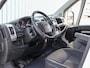 Opel Movano GB Zwaar Edition L3H2 2.2 165PK | Airco | Camera | Grip Control | Cruise Control | Armsteun | Trekhaak | 3 Zits | Houtenlaadvloer/Latbetimmering | Navigatie | Parkeersensoren | All Season Banden |