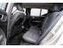 Volvo XC40 1.5 T2 Business Pro | Adaptieve Cruise Control | Dode Hoek Detectie | Parkeer Camera | Navigatie | Parkeersensoren |