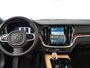 Volvo V60 2.0 T8 Plug-in hybrid AWD Ultra Dark | 455pk | Bowers & Wilkins | Stoelventilatie + massage | 360° Camera | Head-Up | Black Pack | Adaptive Cruise | BLIS