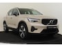 Volvo XC40 B4 (M-HYBRID) PLUS DARK -CAMERA|ADAP.CRUISE|VERW.VOORRUIT|TREKHAAK|HARMAN/KARDON|19"
