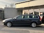 Volvo V70 2.0 D AUT8 LEDER+XENON+STANDKACHEL NL AUTO