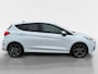 Ford Fiesta 1.0 EcoBoost ST-Line | Navigatie | Apple carplay & Android auto | Cruise control | Voorruit verwarming | Parkeersensor achter | 17" lichtmetalen velgen | Privacy glas |