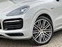 Porsche Cayenne 3.0 E-Hybrid | NL-Auto/1e eign./Voll.Historie/Pano-schuifdak/BOSE/Luchtvering/22-inch/Softclose/Massage