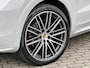 Porsche Cayenne 3.0 E-Hybrid | NL-Auto/1e eign./Voll.Historie/Pano-schuifdak/BOSE/Luchtvering/22-inch/Softclose/Massage