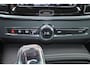Volvo S90 T8 AWD Plus Dark - Luchtvering - Schuif/kanteldak - IntelliSafe Assist & Surround - 360º Camera - Harman/Kardon audio - Adaptieve LED koplampen - Verwarmde voorstoelen, stuur & achterbank - Parkeersensoren voor & achter - Elektr. bedienb. voorstoelen met geheugen - Geventileerde voorstoelen - Extra getint glas - 20' LMV