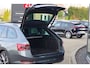 Skoda Superb Combi 1.4 TSI iV 218 PK Sportline BNS PHEV, Trekhaak, Panoramadak, 4 x Stoelverwarming, 360 Camera