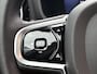Volvo V60 T6 Recharge AWD Plus Dark - IntelliSafe Assist & Surround - 360º Camera - Harman/Kardon audio - Verwarmde voorstoelen, stuur & achterbank - Parkeersensoren voor & achter - Elektr. bedienb. voorstoelen met geheugen - Elektr. inklapbare trekhaak - 18' LMV