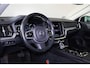 Volvo V60 T6 Recharge AWD Inscription - IntelliSafe Assist - Parkeercamera achter - Parkeersensoren voor & achter - Elektr. bedienb. bestuurdersstoel met geheugen - High Performance audio - 18' LMV