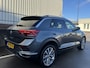 Volkswagen T-Roc 1.5 TSI Sport Line I Lane + Front Assist I Camera