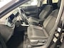 Volkswagen Polo 1.0 TSI 95pk DSG Life Business · Apple/Android Car Play · Navigatie · P-Sensoren · Stoelverwarming · 15'' Inch · Garantie t/m 04-01-2028 of 100.000km
