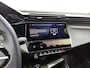 Peugeot 408 GT Hybrid 145pk Automaat | Navigatie | Achteruitrijcamera | Matrix LED koplampen | Leder/Alcantara | Stuurverwarming | Handsfree Achterklep | Adaptieve Cruise Control | Keyless | Parkeersensoren v+a | Draadloze Apple Carplay / Android Auto | Donker getint glas | 19" lichtmetalen velgen |