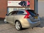 Volvo V60 / Navi / Leder / PDC / Cruise / AUT