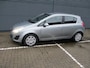 Opel Corsa 1.2-16V Edition Apk 03-12-2026 buitenzijde wat schaafjes van binnen netjes goed rijdend nu scherpe meeneem prijs