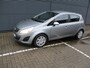Opel Corsa 1.2-16V Edition Apk 03-12-2026 buitenzijde wat schaafjes van binnen netjes goed rijdend nu scherpe meeneem prijs