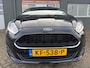Ford Fiesta 1.0 Style Ultimate met parkeersensoren en navigatie en bluetooth telefoon / media en cruise controle en airco