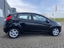 Ford Fiesta 1.0 Style Ultimate met parkeersensoren en navigatie en bluetooth telefoon / media en cruise controle en airco