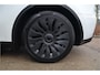 Tesla Model Y Long Range AWD 75 kWh Trekhaak (max 1.600kg), AutoPilot3.0 Ryzen, Warmtepomp