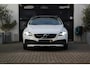 Volvo V40 Cross Country 2.0 T5 AWD Summum H&K - FULL OPTIONS - PANORAMADAK - LEDER - TREKHAAK - ELEKTRISCHE STOELEN - CAMERA -