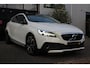 Volvo V40 Cross Country 2.0 T5 AWD Summum H&K - FULL OPTIONS - PANORAMADAK - LEDER - TREKHAAK - ELEKTRISCHE STOELEN - CAMERA -