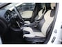 Volvo V40 Cross Country 2.0 T5 AWD Summum H&K - FULL OPTIONS - PANORAMADAK - LEDER - TREKHAAK - ELEKTRISCHE STOELEN - CAMERA -